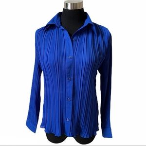 New gear pleated long sleeve Button Down Blouse